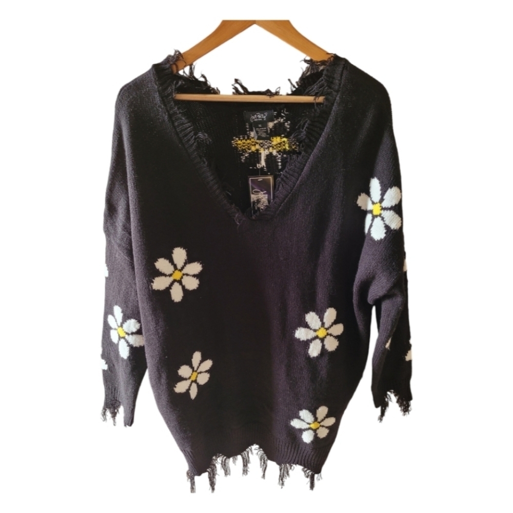 Just Poly NY Poly & Esther V-Neck Daisy Sweater Black White and Yellow Size XL